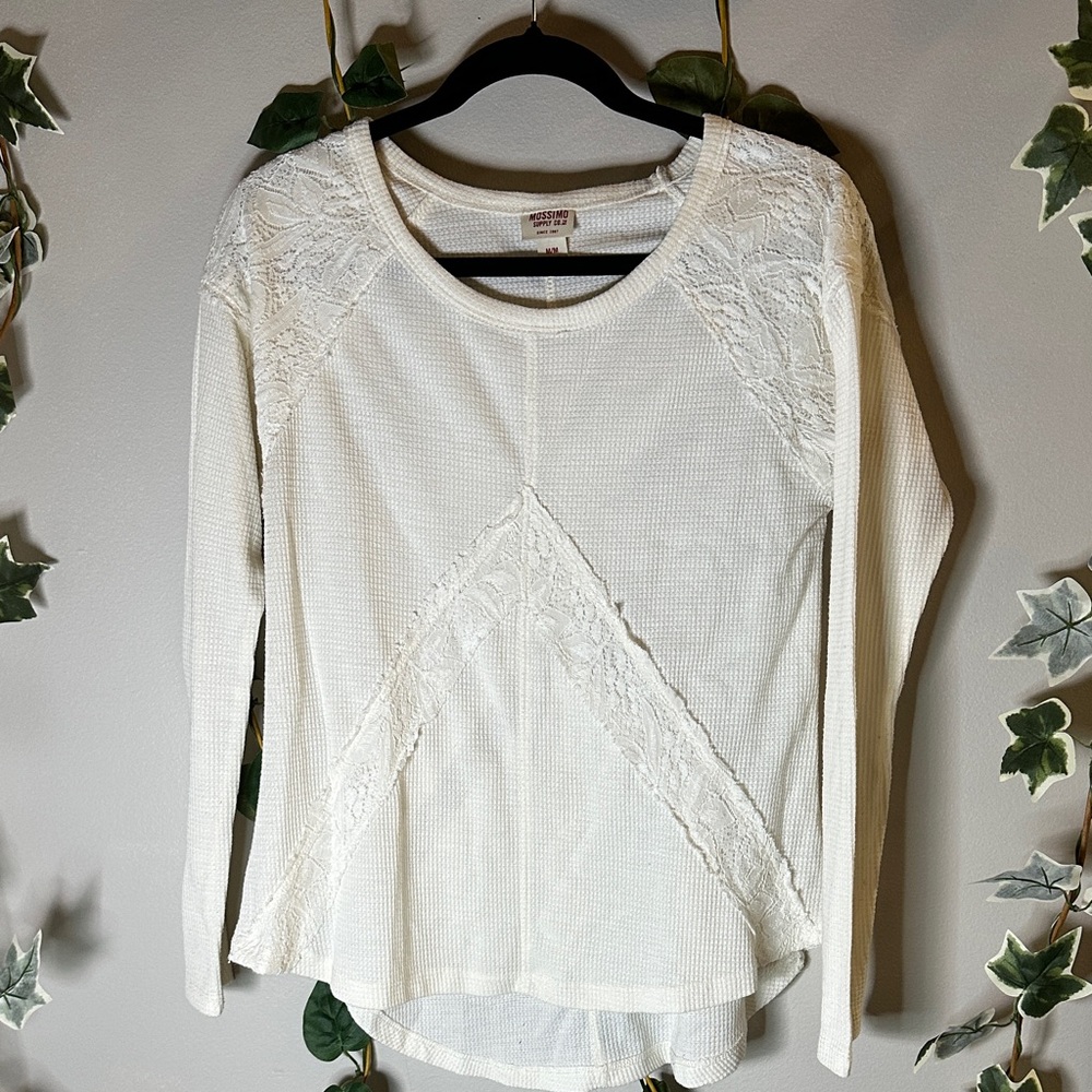 Mossimo Supply Co. Cream Lace Long Sleeve Top